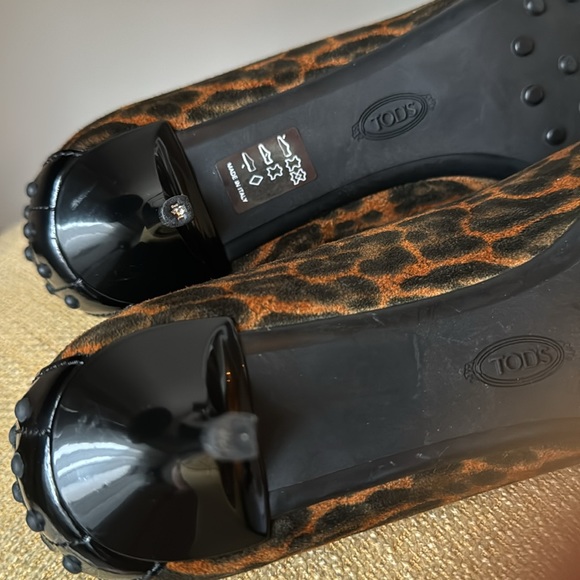 Tod’s Leopard Kitten Heels Pumps in Suede and Patent Leather - 39 - Picture 9 of 11
